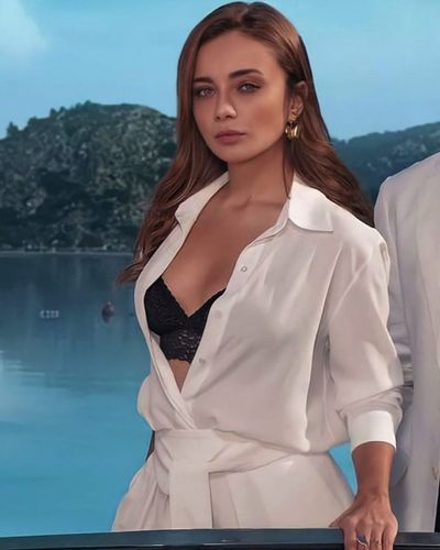 Damla Sönmez seksi ifşa fotoğrafı 200