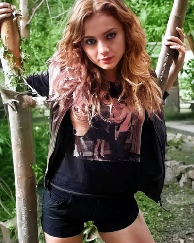 Damla Sönmez seksi ifşa fotoğrafı 292