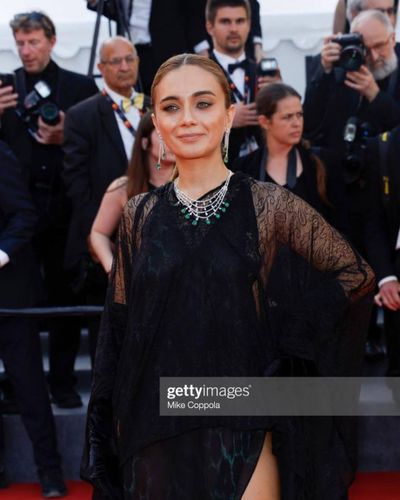 Damla Sönmez seksi ifşa fotoğrafı 331