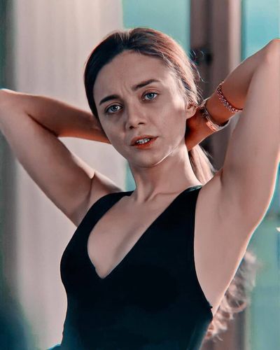 Damla Sönmez seksi ifşa fotoğrafı 405
