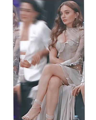 Damla Sönmez seksi ifşa fotoğrafı 411