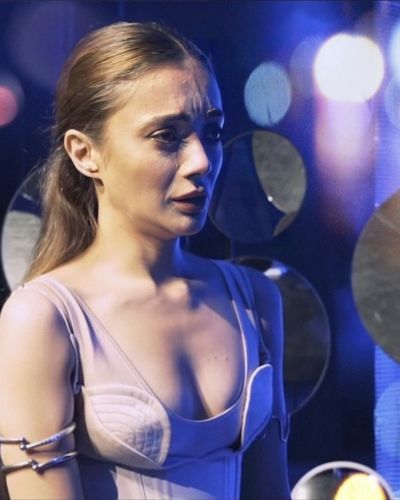 Damla Sönmez seksi ifşa fotoğrafı 427