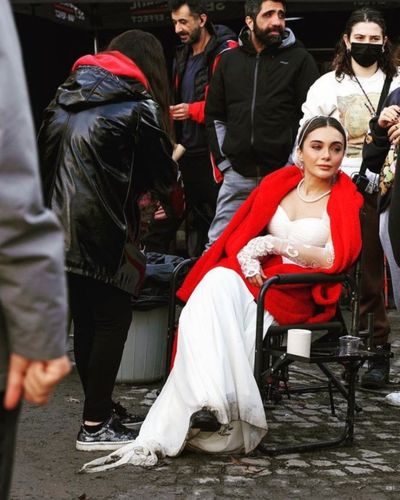 Damla Sönmez seksi ifşa fotoğrafı 428