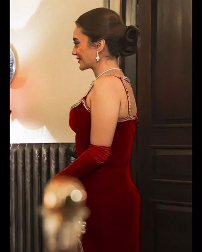 Damla Sönmez seksi ifşa fotoğrafı 430