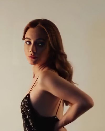 Damla Sönmez seksi ifşa fotoğrafı 476