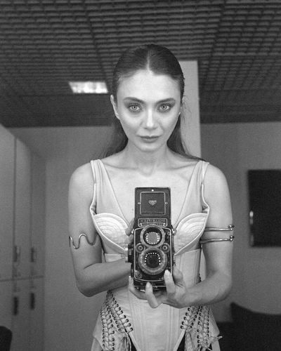Damla Sönmez seksi ifşa fotoğrafı 527