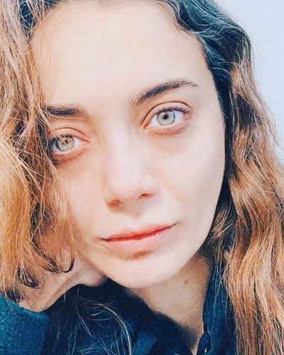 Damla Sönmez seksi ifşa fotoğrafı 535