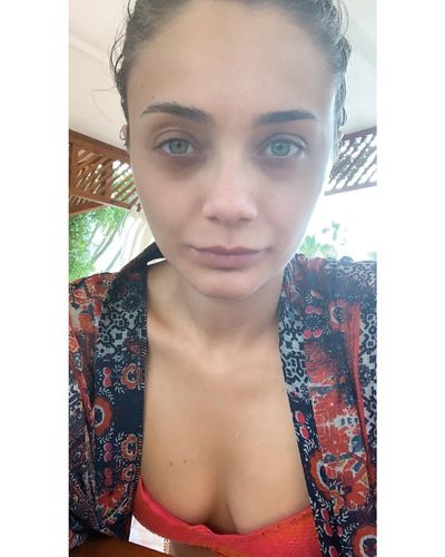 Damla Sönmez seksi ifşa fotoğrafı 541