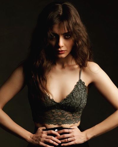 Damla Sönmez seksi ifşa fotoğrafı 548