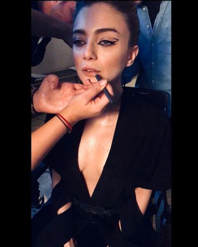 Damla Sönmez seksi ifşa fotoğrafı 586