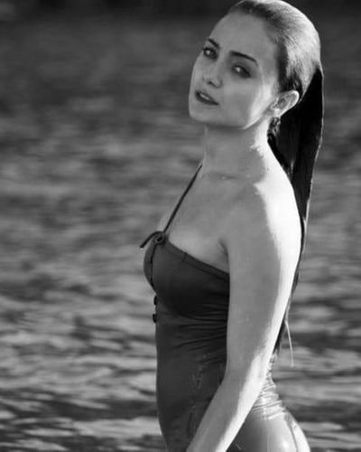 Damla Sönmez seksi ifşa fotoğrafı 613