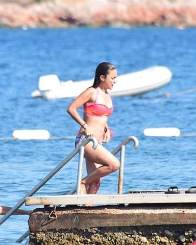Damla Sönmez seksi ifşa fotoğrafı 621