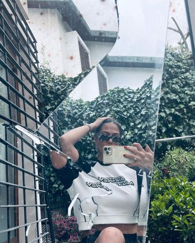 Demet Özdemir seksi ifşa fotoğrafı 1008