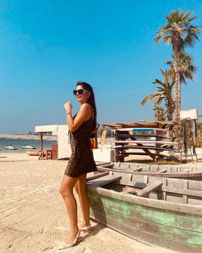 Demet Özdemir seksi ifşa fotoğrafı 1027