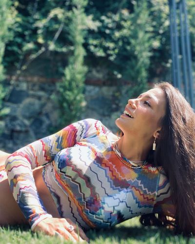 Demet Özdemir seksi ifşa fotoğrafı 1083