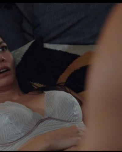 Demet Özdemir seksi ifşa fotoğrafı 1099