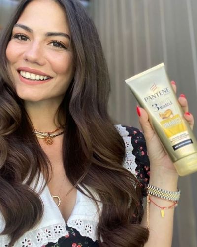 Demet Özdemir seksi ifşa fotoğrafı 1111