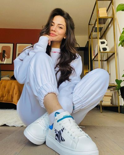 Demet Özdemir seksi ifşa fotoğrafı 1151