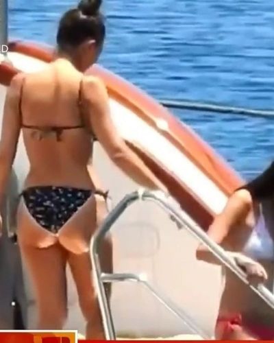 Demet Özdemir seksi ifşa fotoğrafı 1166