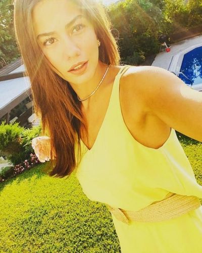 Demet Özdemir seksi ifşa fotoğrafı 1213