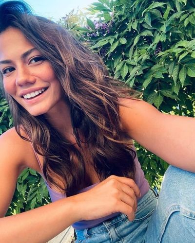 Demet Özdemir seksi ifşa fotoğrafı 1227