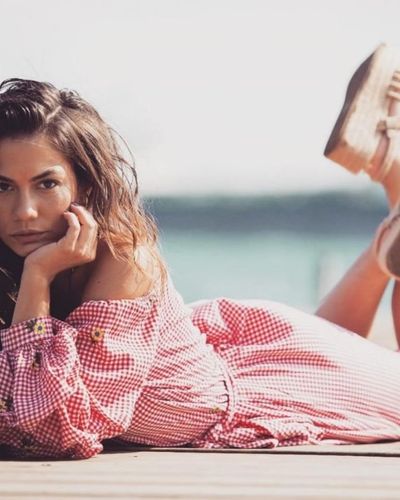 Demet Özdemir seksi ifşa fotoğrafı 1249