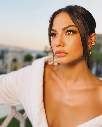 Demet Özdemir seksi ifşa fotoğrafı 137