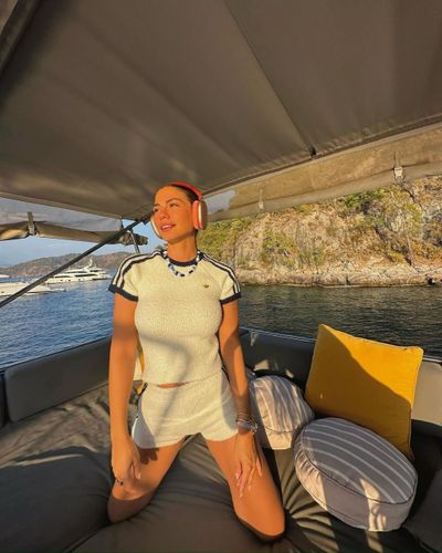 Demet Özdemir seksi ifşa fotoğrafı 205