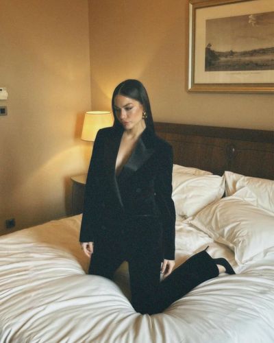 Demet Özdemir seksi ifşa fotoğrafı 24