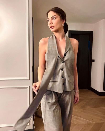 Demet Özdemir seksi ifşa fotoğrafı 307