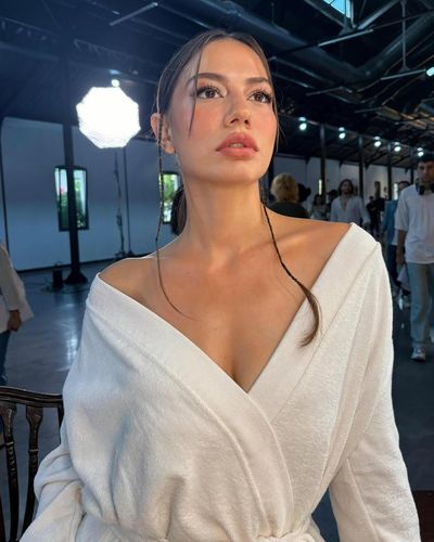 Demet Özdemir seksi ifşa fotoğrafı 31