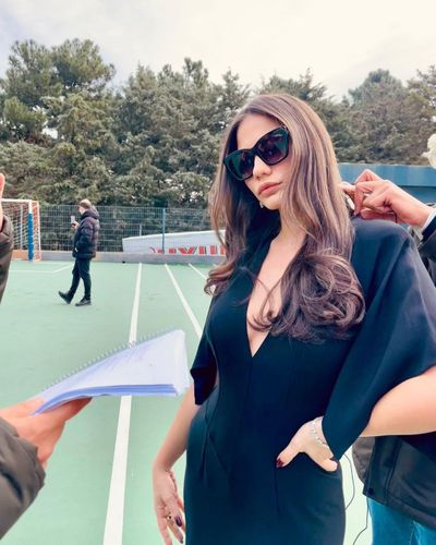 Demet Özdemir seksi ifşa fotoğrafı 352