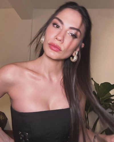 Demet Özdemir seksi ifşa fotoğrafı 354