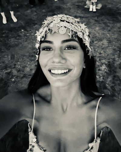 Demet Özdemir seksi ifşa fotoğrafı 373