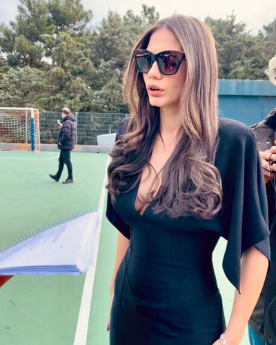 Demet Özdemir seksi ifşa fotoğrafı 419
