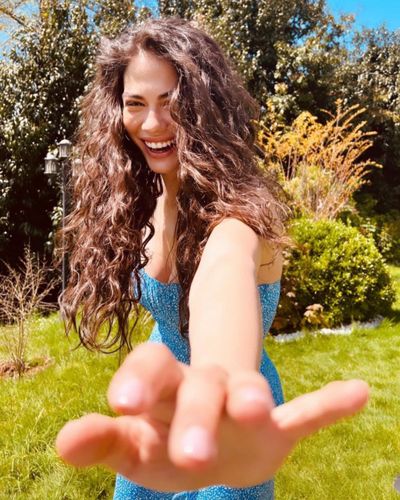 Demet Özdemir seksi ifşa fotoğrafı 477