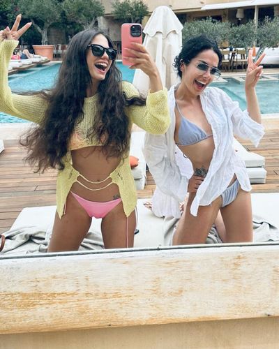 Demet Özdemir seksi ifşa fotoğrafı 484