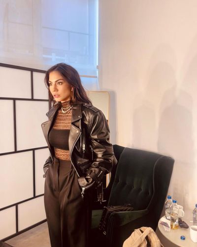 Demet Özdemir seksi ifşa fotoğrafı 516