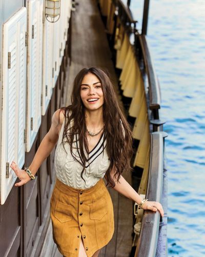 Demet Özdemir seksi ifşa fotoğrafı 518