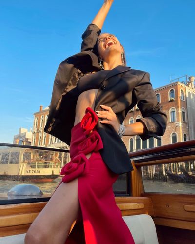 Demet Özdemir seksi ifşa fotoğrafı 577