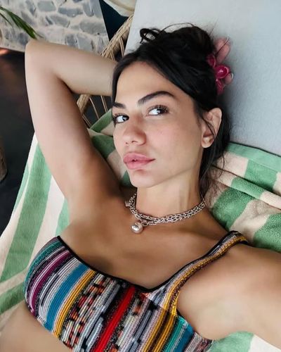 Demet Özdemir seksi ifşa fotoğrafı 57