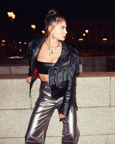 Demet Özdemir seksi ifşa fotoğrafı 588