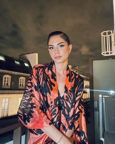 Demet Özdemir seksi ifşa fotoğrafı 595