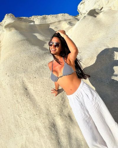 Demet Özdemir seksi ifşa fotoğrafı 596
