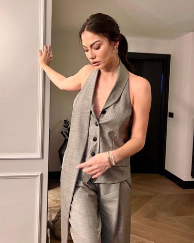Demet Özdemir seksi ifşa fotoğrafı 642