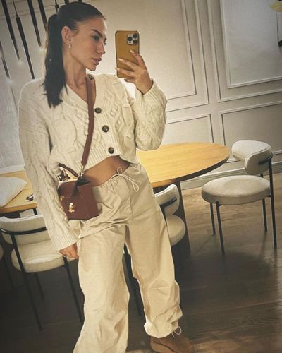 Demet Özdemir seksi ifşa fotoğrafı 667