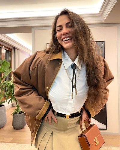 Demet Özdemir seksi ifşa fotoğrafı 714