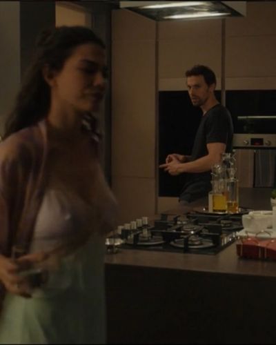 Demet Özdemir seksi ifşa fotoğrafı 725