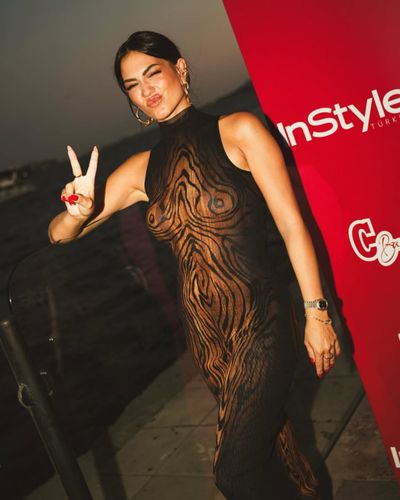 Demet Özdemir seksi ifşa fotoğrafı 73