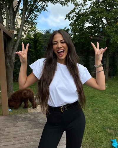 Demet Özdemir seksi ifşa fotoğrafı 790